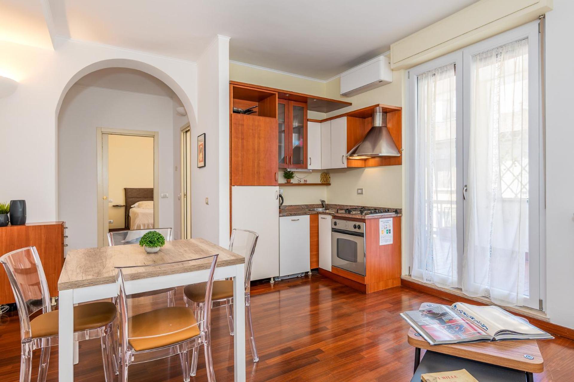 Flat In Center With Terrace, Near Garibaldi Fs * Milán